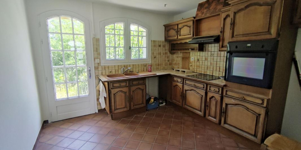 maison à ST PIERRE DU MONT (40280)